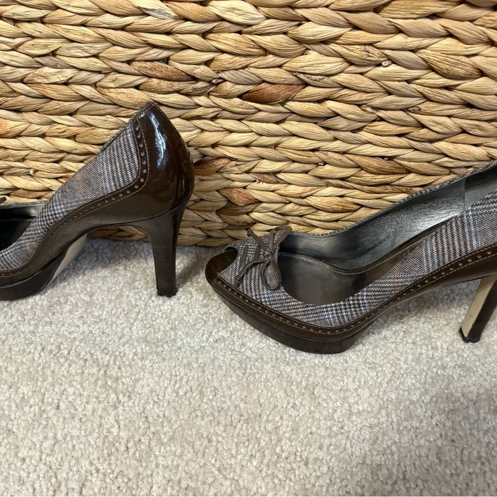 Marc Fisher brown Plaid Heels with Bow - Picture 2 of 4